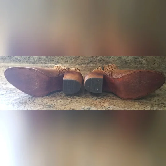 Corral Booties, 7.5 - Picture 3 of 4